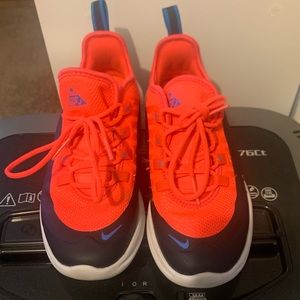 NIKE LITTLE KID AIR MAX AXIS RUNNING SHOES